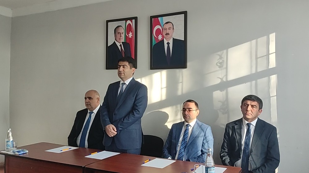 Seymur Orucov Ağstafanın Pirili və Sadıqlı kəndlərində növbəti dəfə vətəndaşları dinləyib